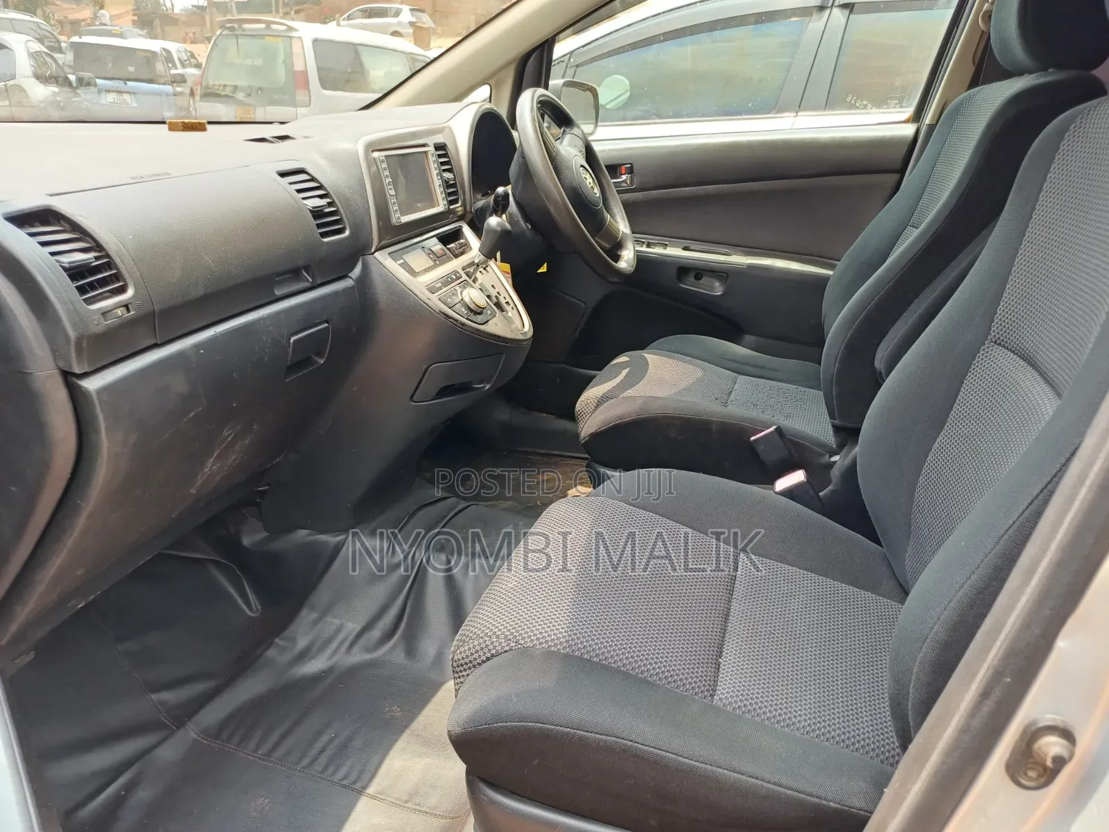 Toyota Wish 2007 Silver