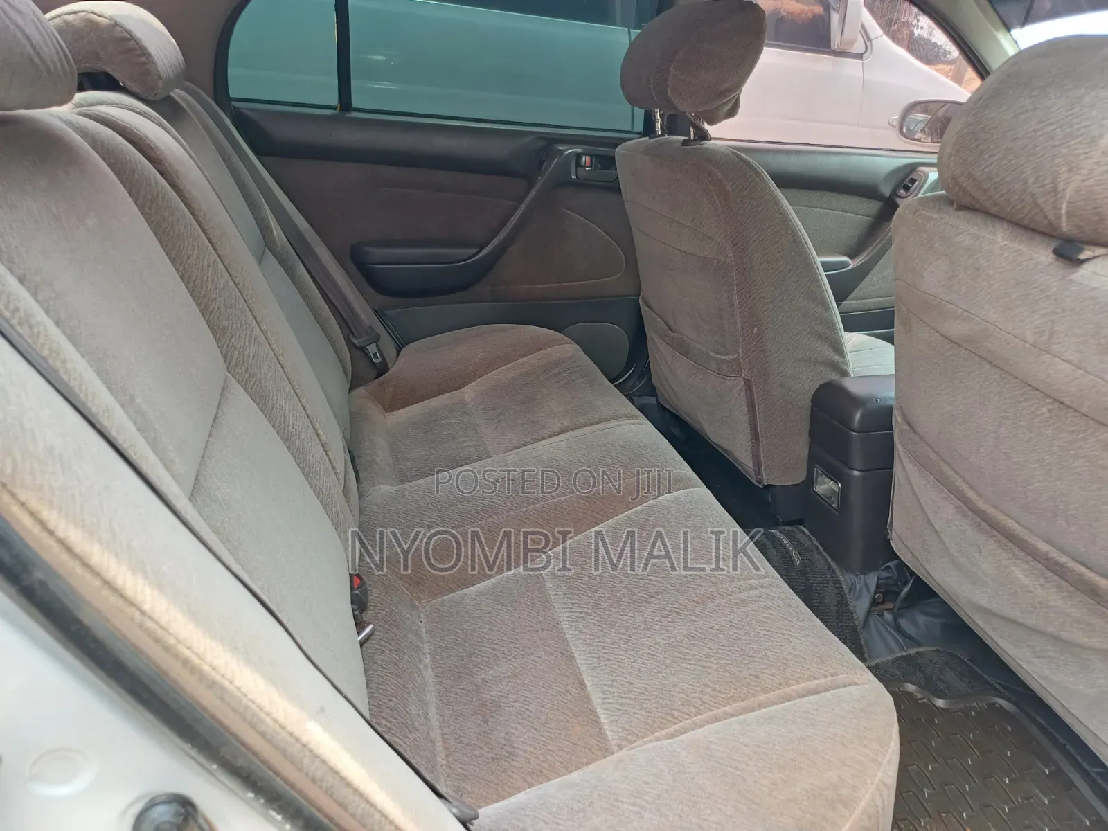 Toyota Corona 1998 White