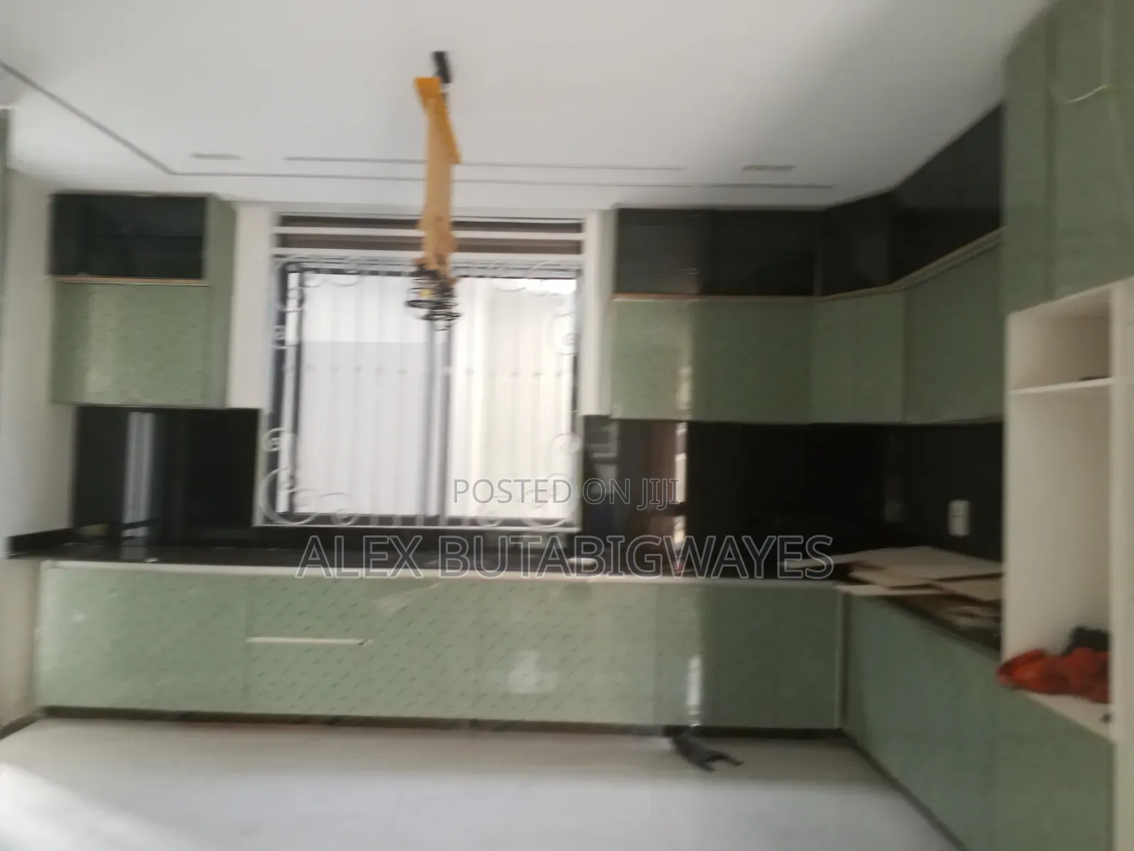 4bdrm Duplex in A R Properties, Wakiso / Wakiso for sale