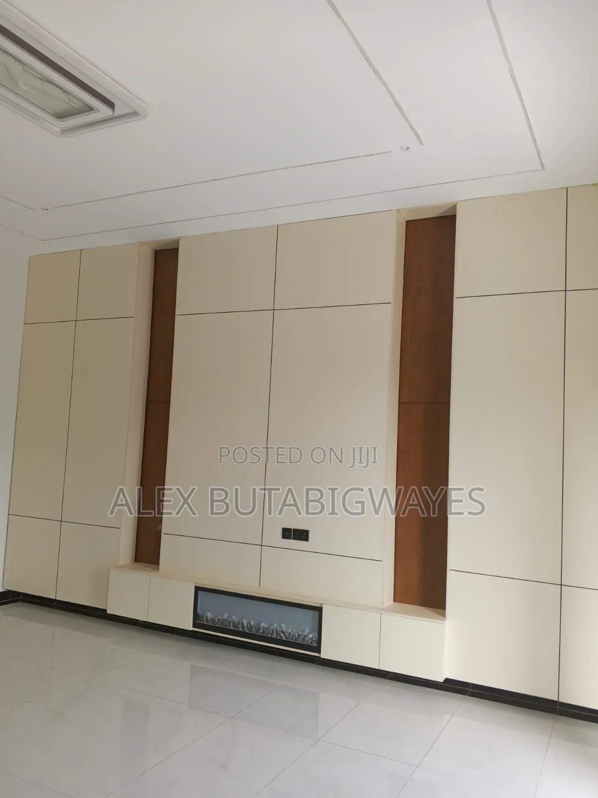 4bdrm Duplex in A R Properties, Wakiso / Wakiso for sale