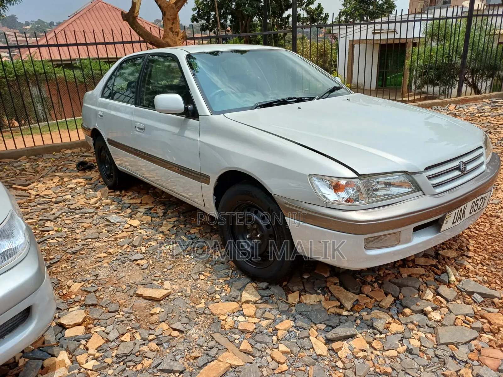 Toyota Premio 2001 Silver