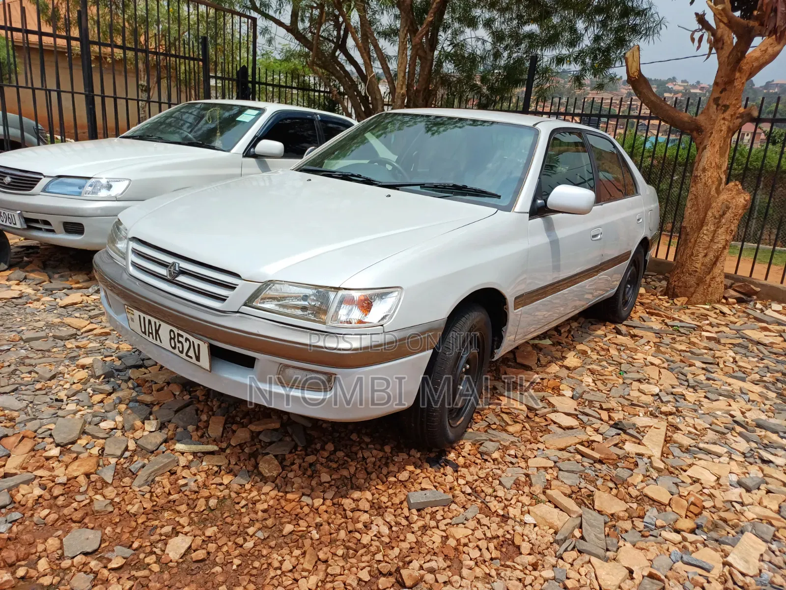 Toyota Premio 2001 Silver