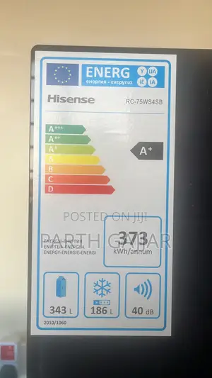 Hisense 760ltr Side by Side Glass Black Fridge With Water Dispenser