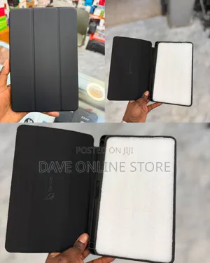 Generic Black Trifold Smart Cover