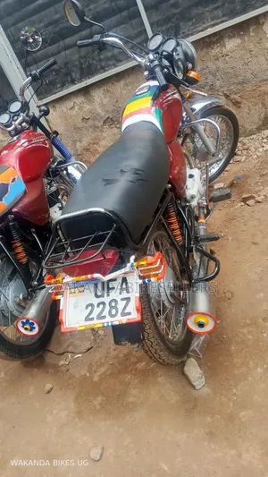 Bajaj Boxer 100 2019 Red
