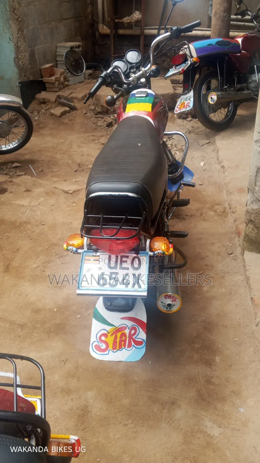 Bajaj Boxer 100 2019 Red