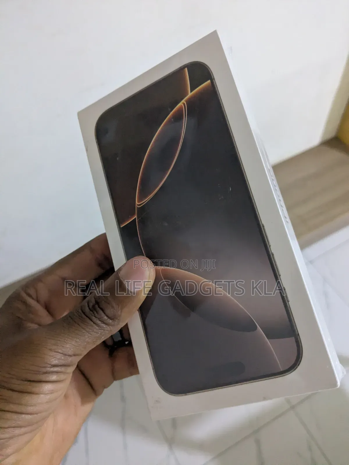 New Apple iPhone 16 Pro 256 GB