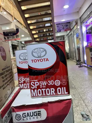 SP5W-30 Motor Oil