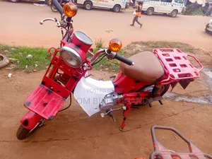 Suzuki 750 2017 Red