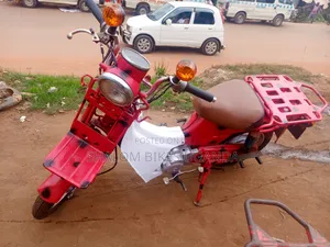 Suzuki 750 2017 Red