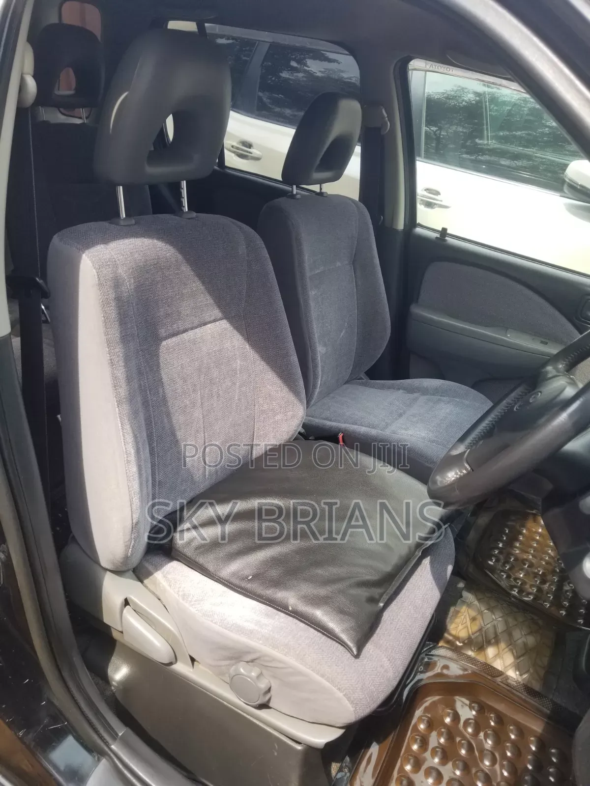Toyota Raum 2004 Black