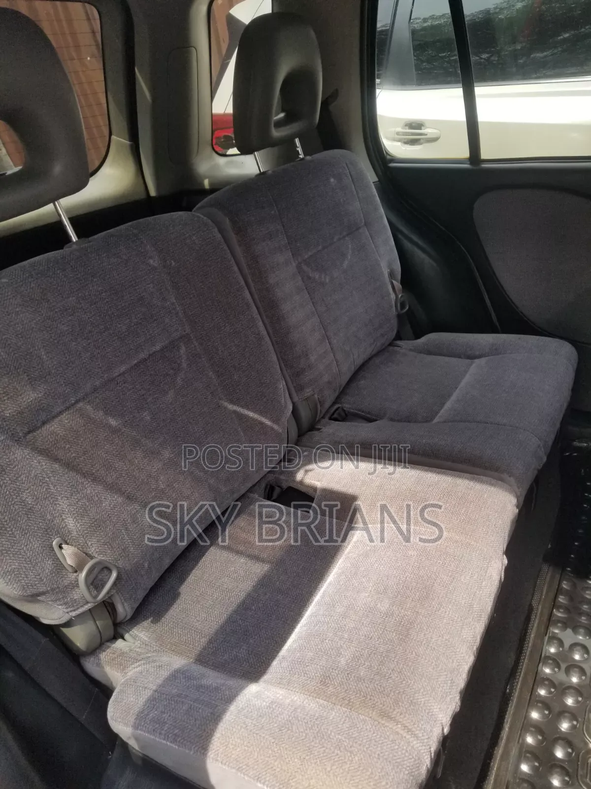Toyota Raum 2004 Black