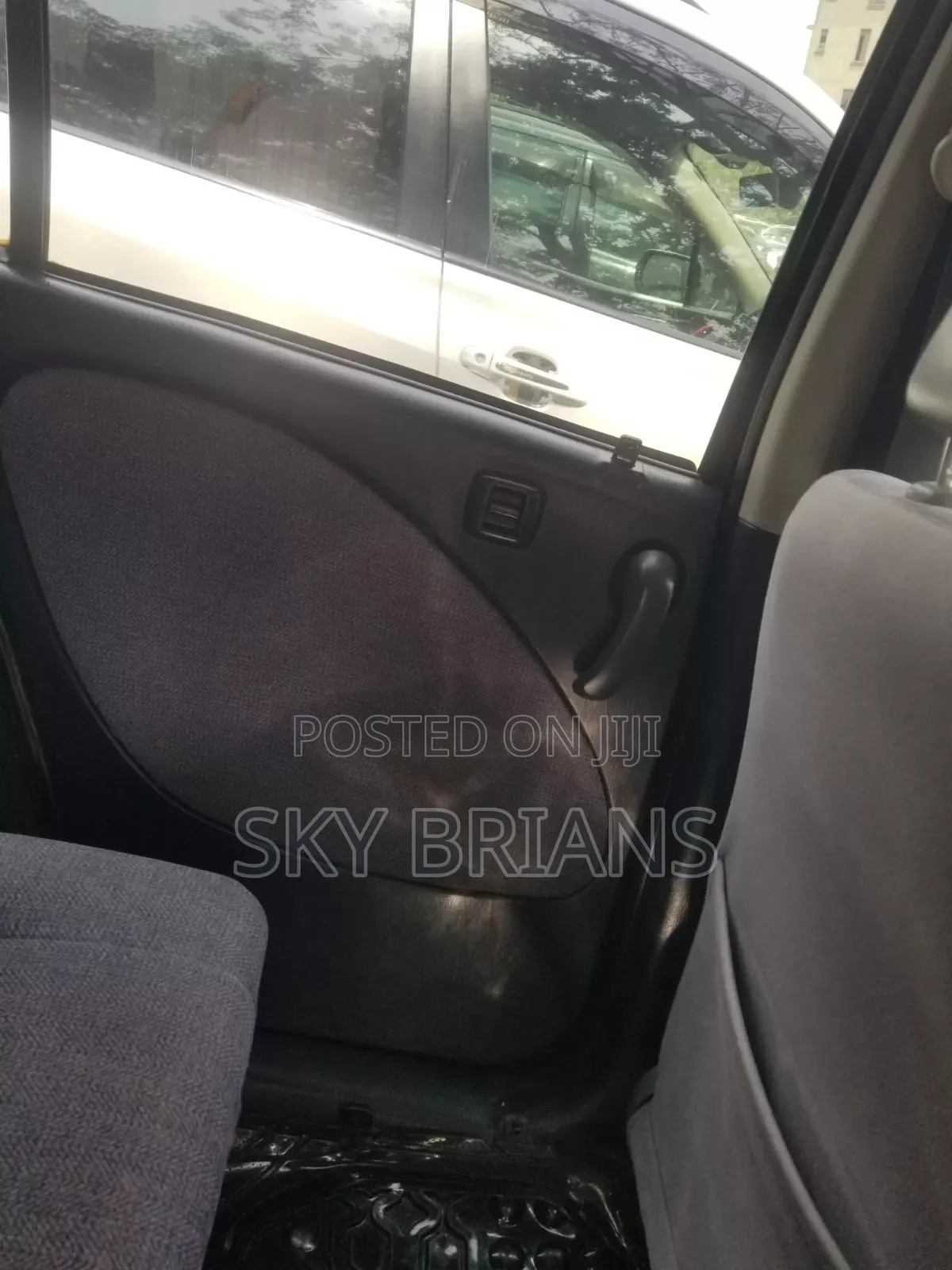 Toyota Raum 2004 Black