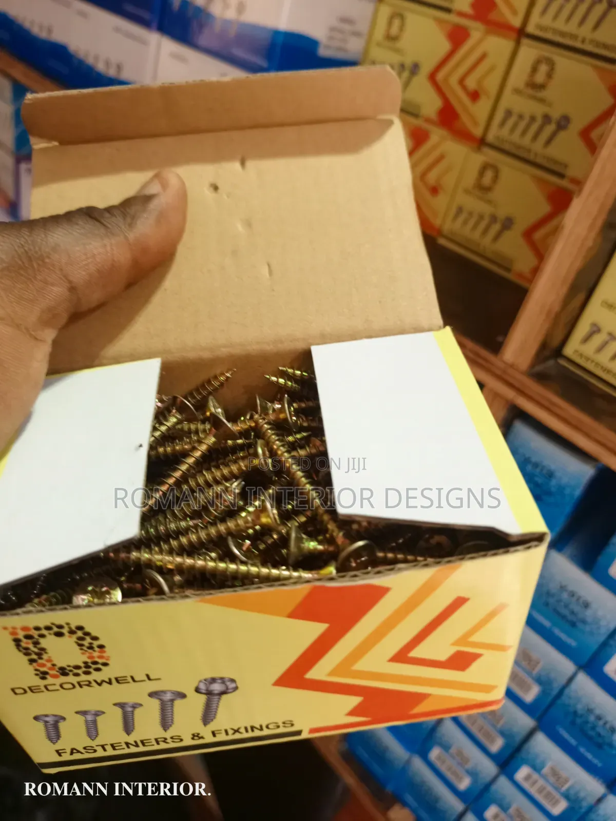 Yellow Screw