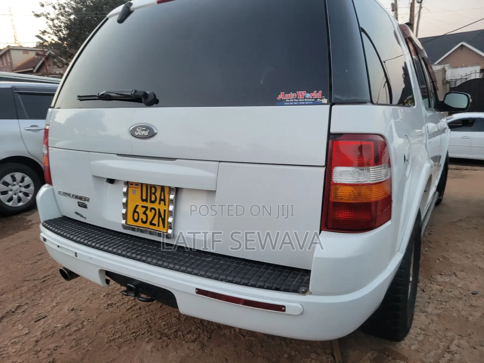 Ford Explorer Limited 4.0 2005 White