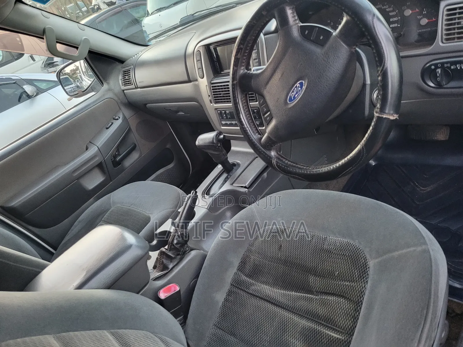Ford Explorer Limited 4.0 2005 White