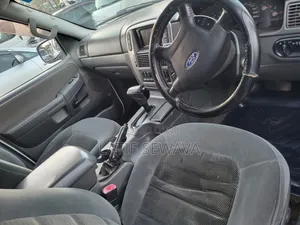 Ford Explorer Limited 4.0 2005 White