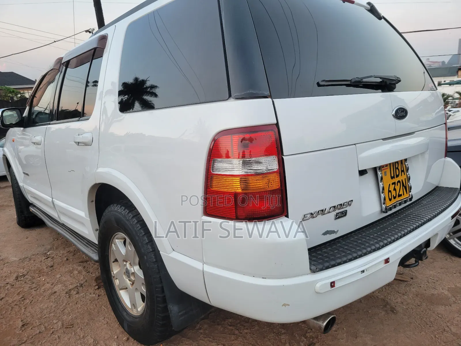 Ford Explorer Limited 4.0 2005 White