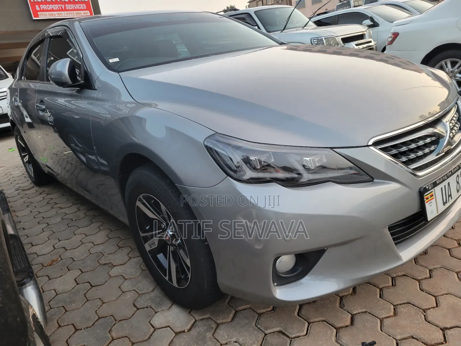 Toyota Mark X 2.5 AWD 2011 Gray