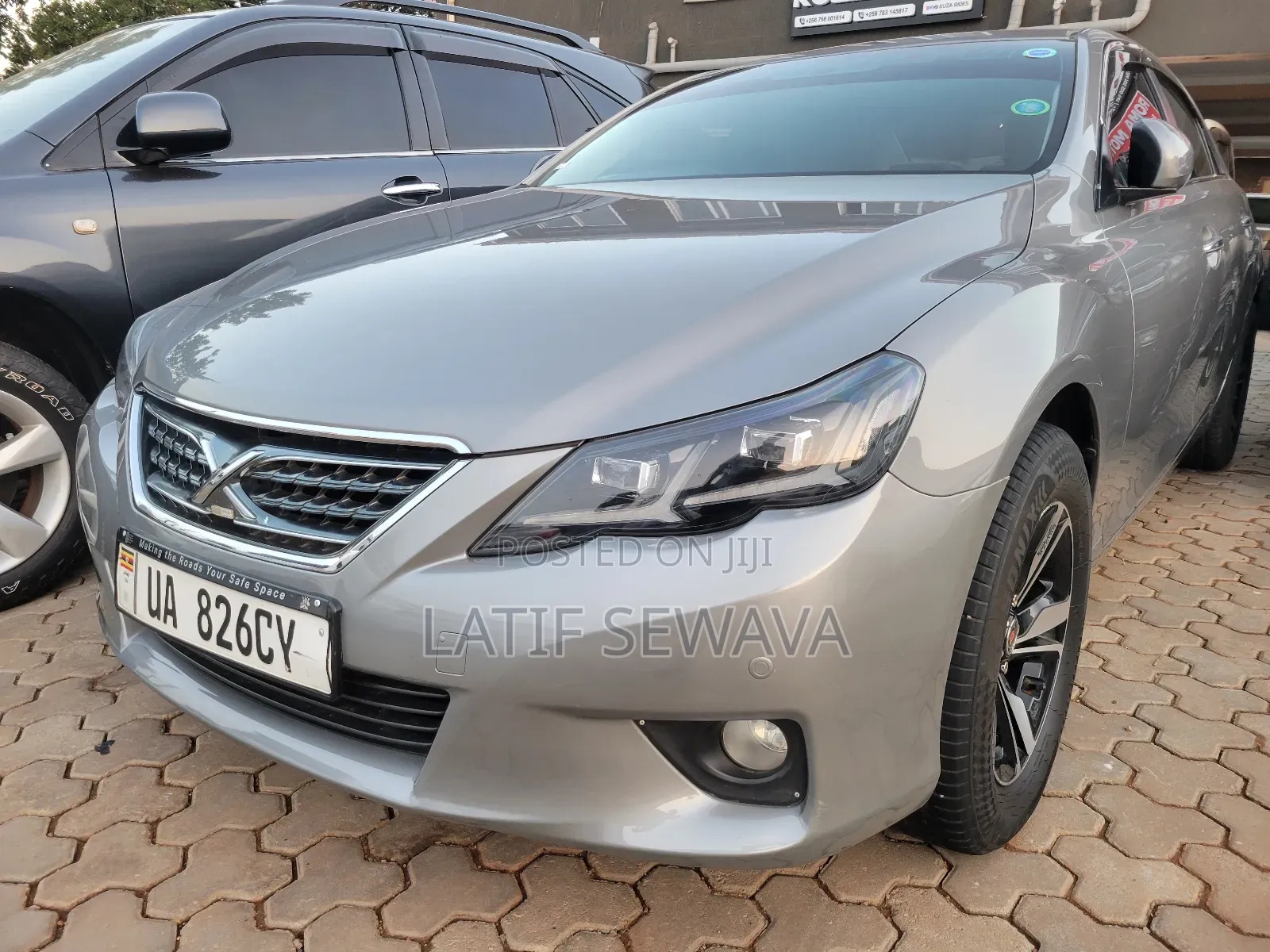 Toyota Mark X 2.5 AWD 2011 Gray