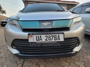 Toyota Harrier 2.0 2019 Silver