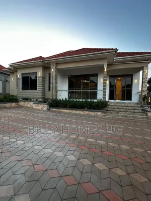 4bdrm Bungalow in Ssisa for sale