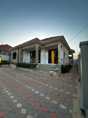 4bdrm Bungalow in Ssisa for sale