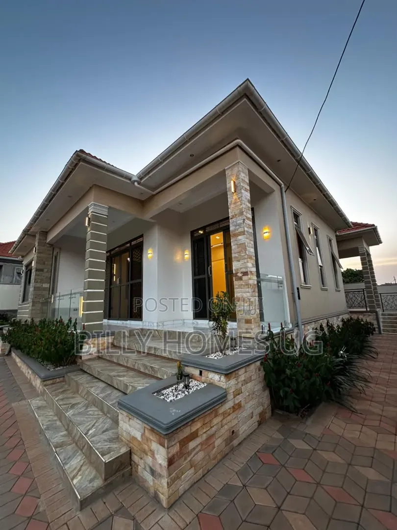 4bdrm Bungalow in Ssisa for sale