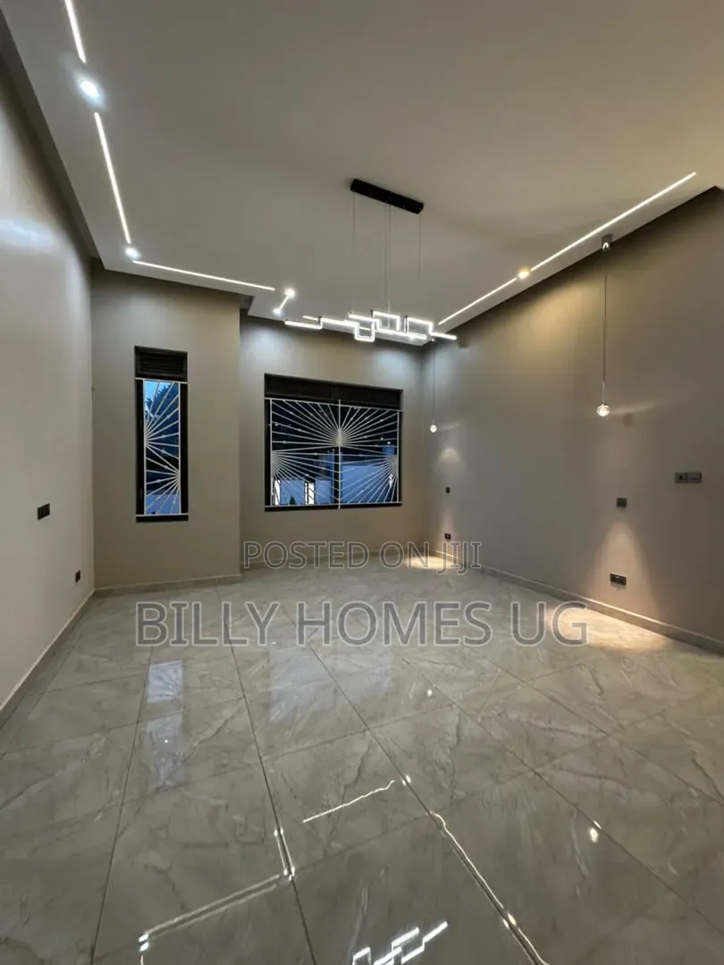 4bdrm Bungalow in Ssisa for sale