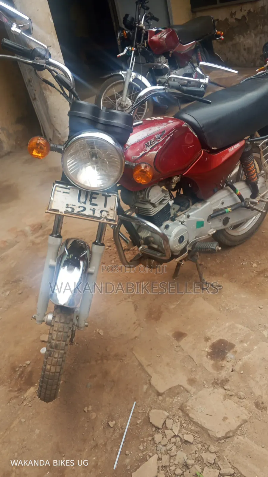 Bajaj Boxer 100 2022 Red