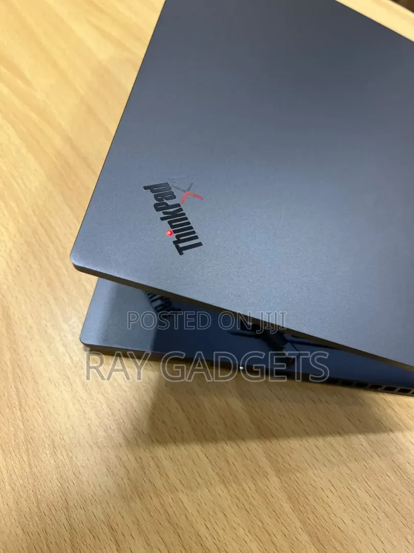 New Laptop Lenovo ThinkPad X1 Yoga 16GB Intel Core i7 SSD 512GB