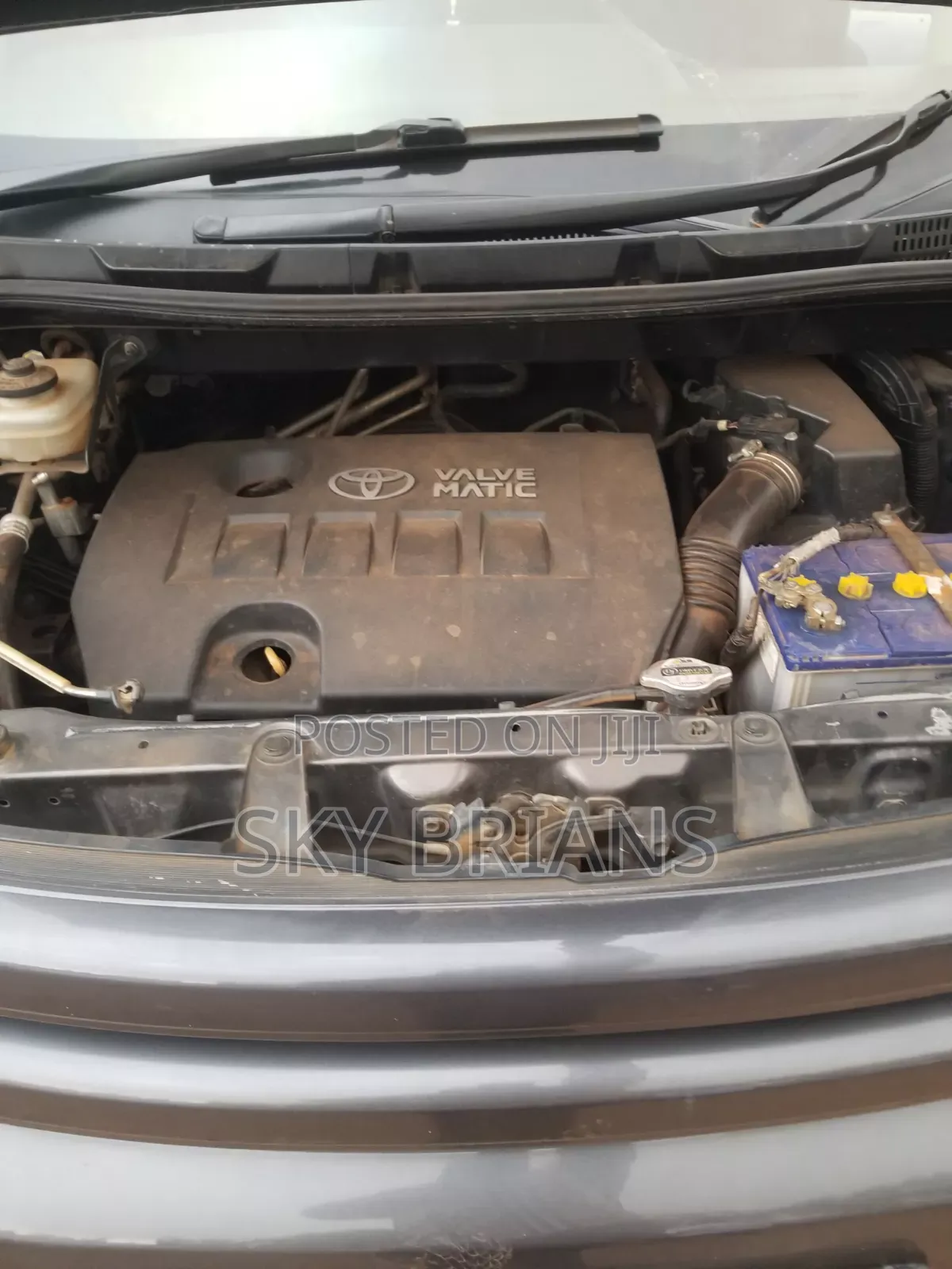 Toyota Noah 2009 Gray