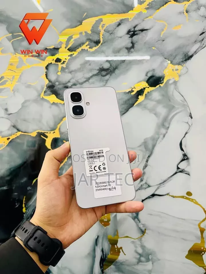 New Infinix Smart 10 128 GB White