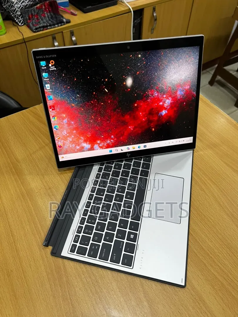 New Laptop HP EliteBook X2 1012 G2 16GB Intel Core i5 SSD 256GB