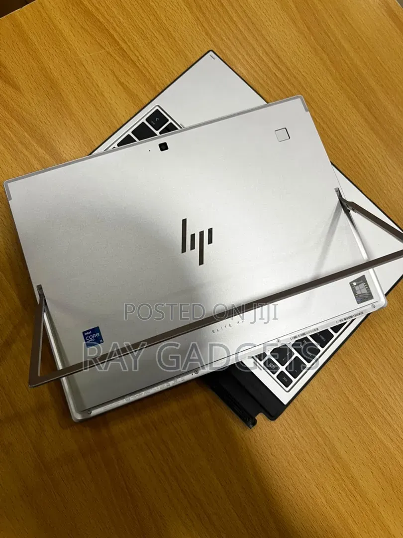 New Laptop HP EliteBook X2 1012 G2 16GB Intel Core i5 SSD 256GB