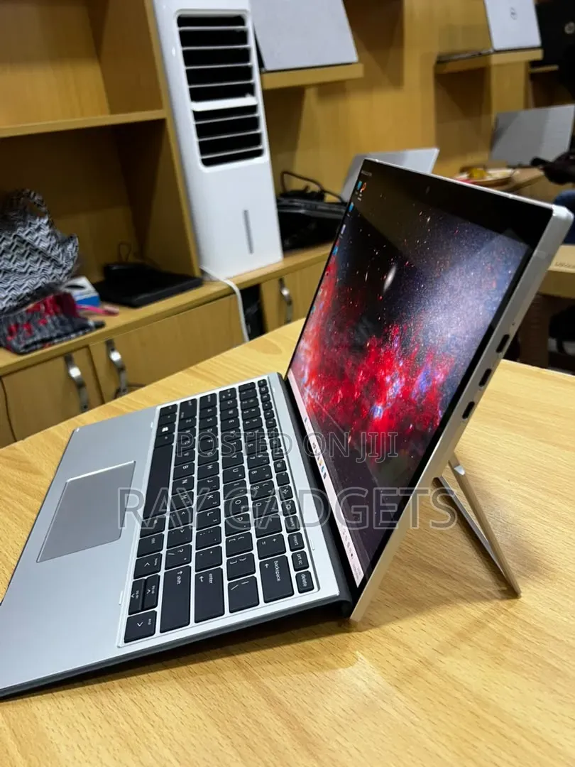 New Laptop HP EliteBook X2 1012 G2 16GB Intel Core i5 SSD 256GB