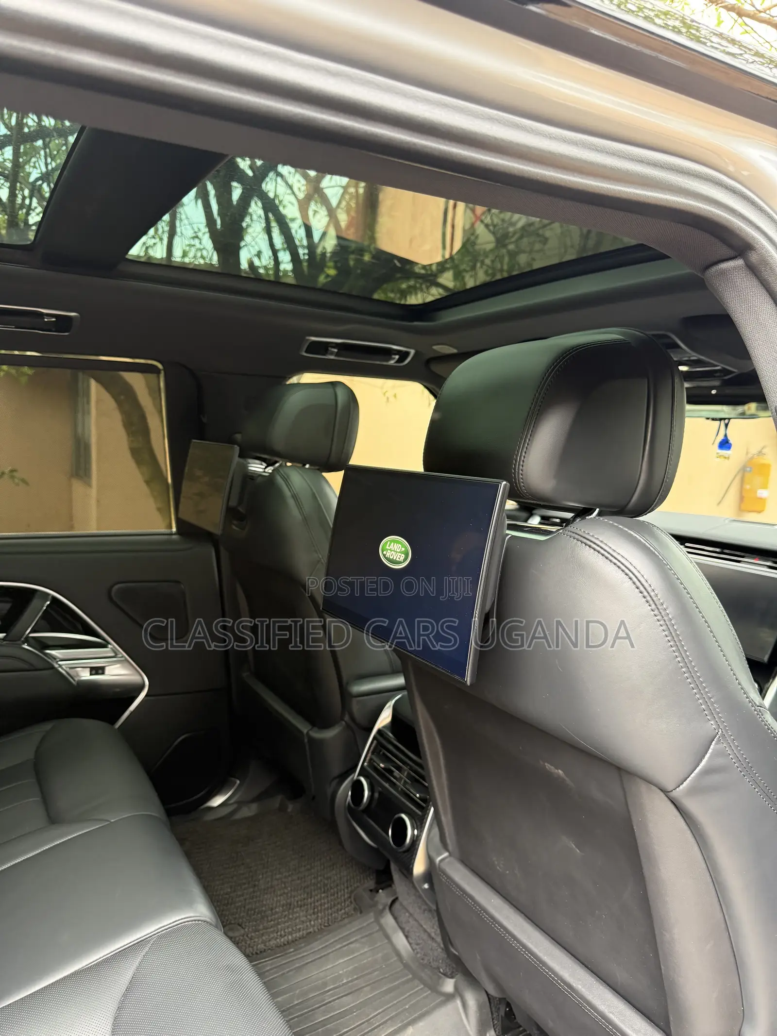 Land Rover Range Rover 2022 Silver