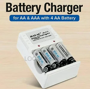 AA/AAA Battery Charger + Set of Batteries - 4 Pieces