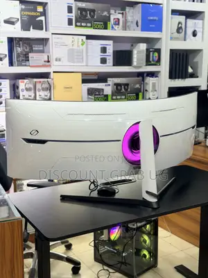 Samsung Odyssey G9 57” Curved