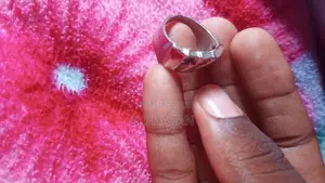 Master Card Ring