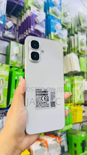 New Infinix Smart 10 128 GB White