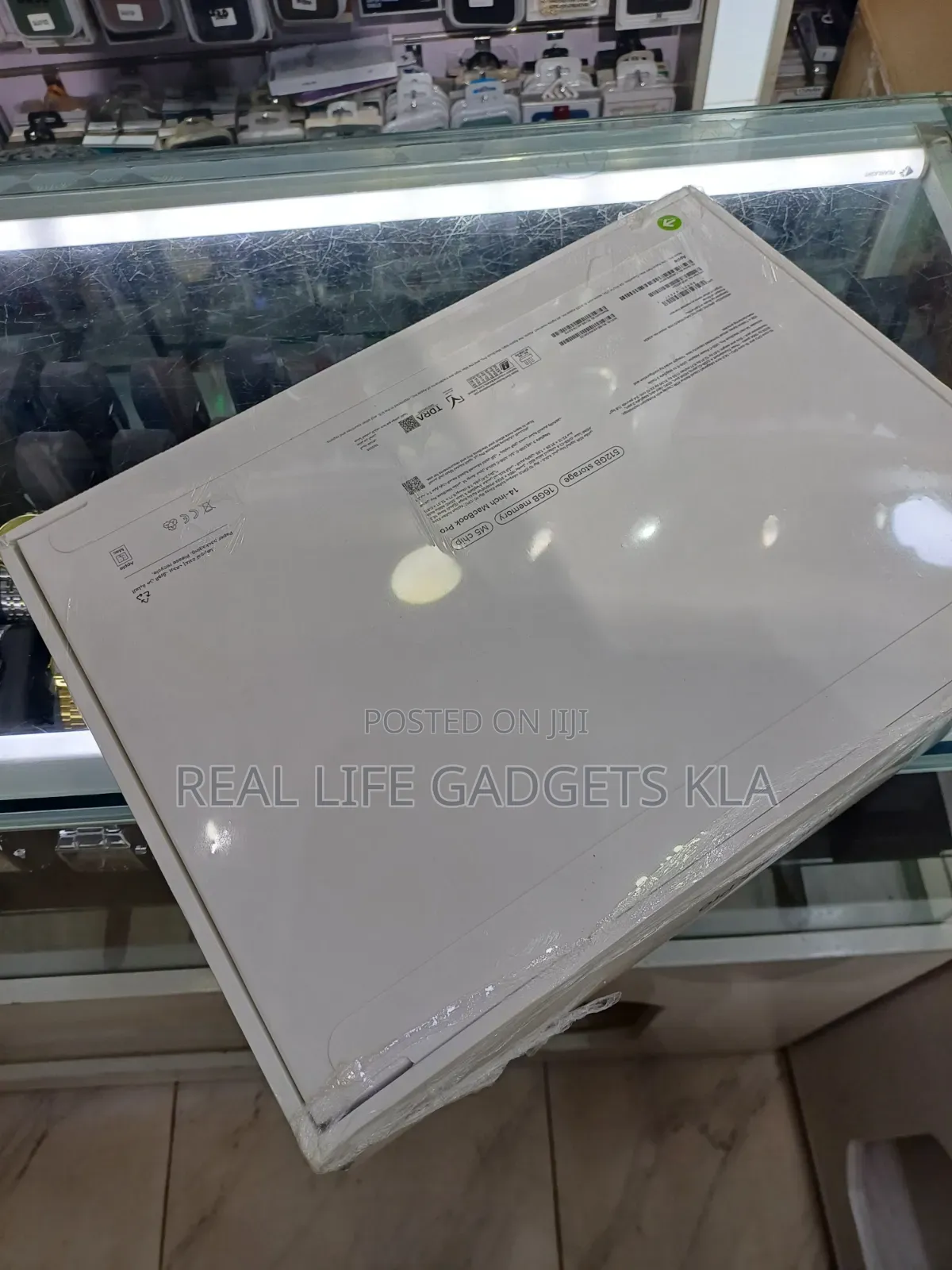 New Laptop Apple MacBook Pro 16GB Intel Core i7 SSHD+SSD 512GB