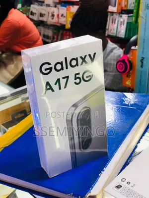 New Samsung Galaxy A17 5G 256 GB Gold