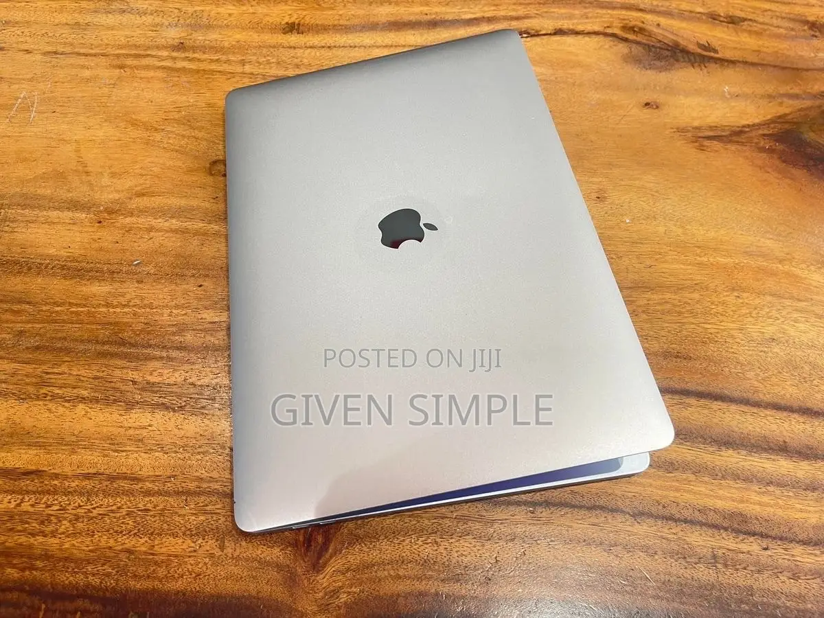 New Laptop Apple MacBook Pro 16GB Intel Core i7 SSD 256GB