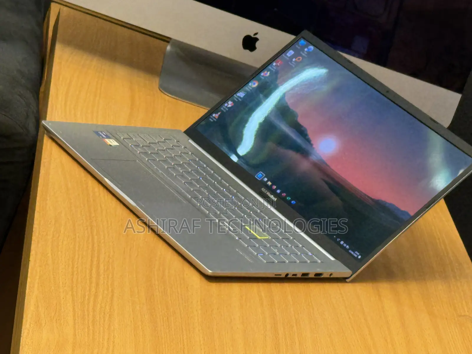 Laptop Asus X501A 8GB Intel Core i5 SSD 256GB