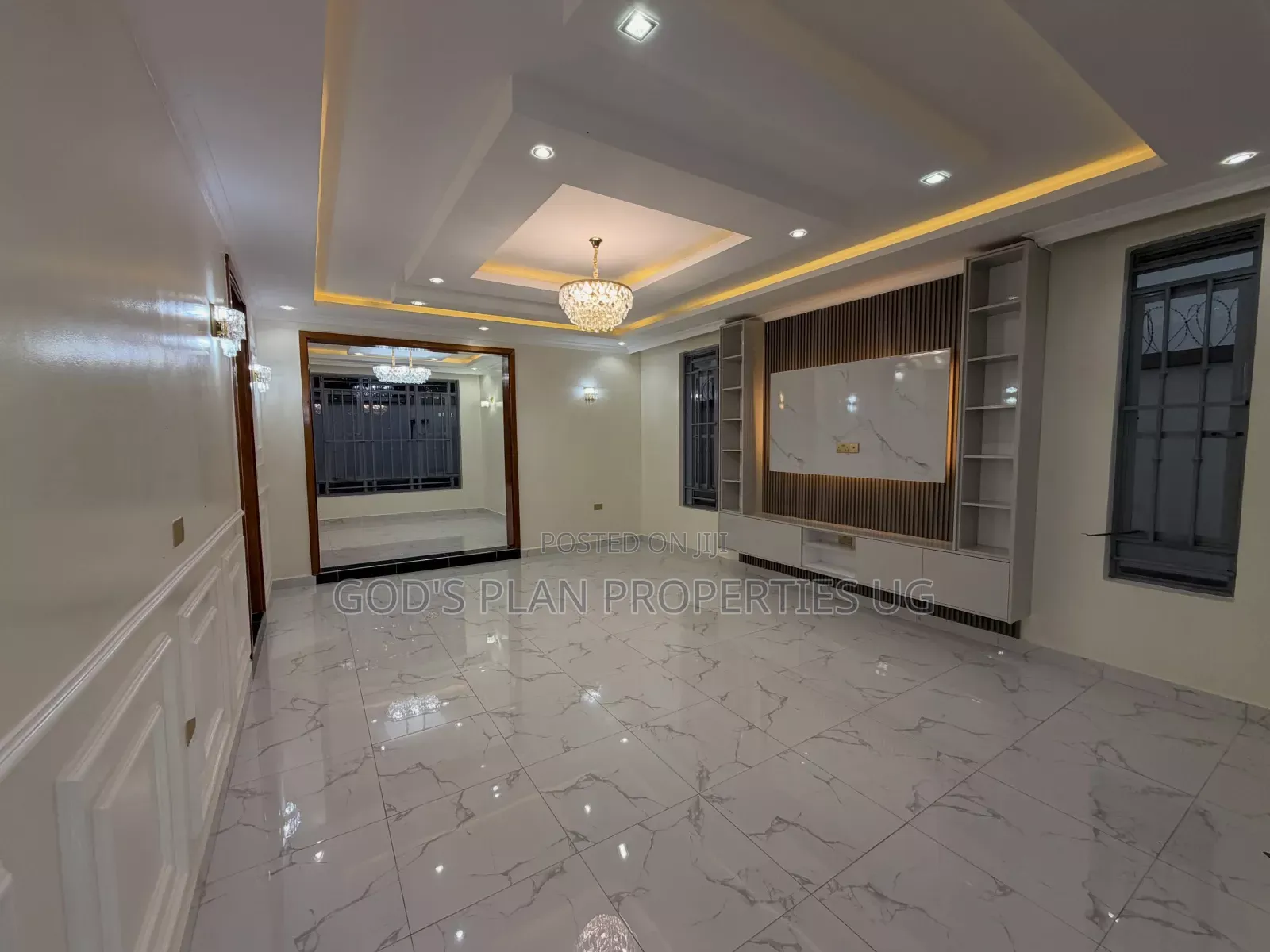 3bdrm Apartment in Bukasa Estate, Central Division for rent