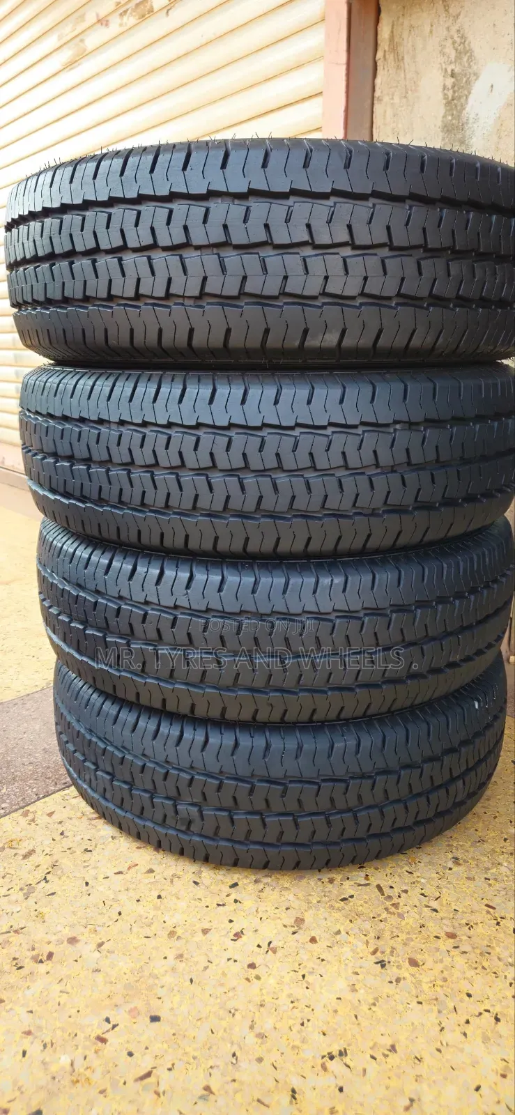 215 70 R15C Ovation Tires Used Only 1week Still New Tires.