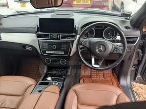 Mercedes-Benz GLE-Class 2018 Silver