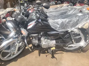 New Hero Hunter 125 2026 Black