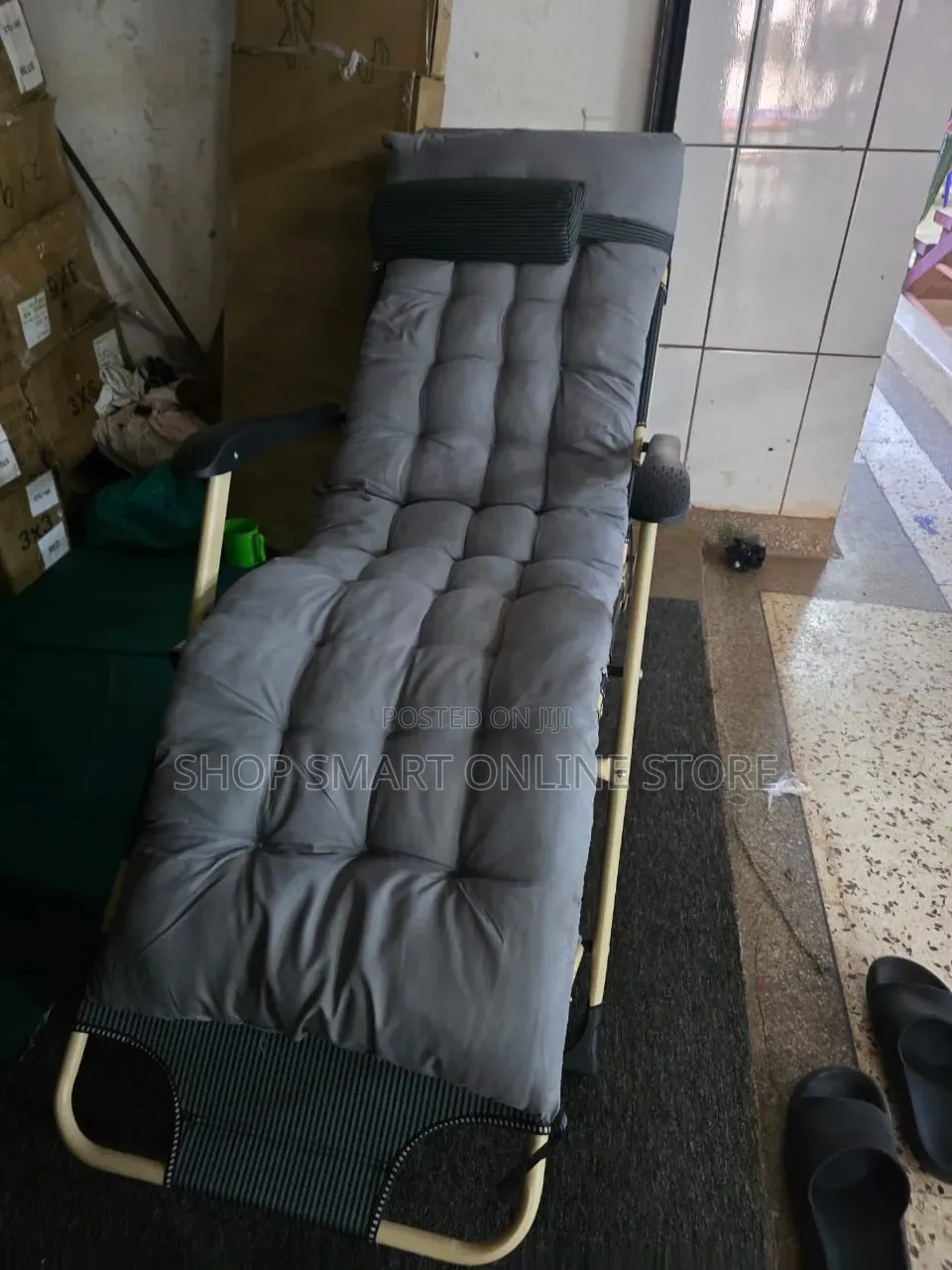 Foldable Resting Chair With Caution for Beaches/Camping/Balcony